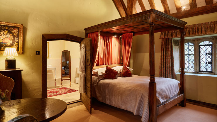 The Feature Room Midweek Break at Bailiffscourt